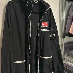 Vintage Nike team windbreaker